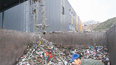 8 milyar dolarlık çöp paketi