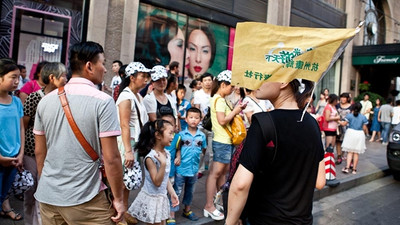 Çinli turistler 200 milyar dolar harcadı