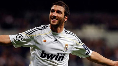 Burak-Higuain takası iddiası