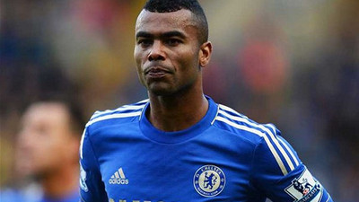 Drogba, Ashley Cole'u Cimbom'a getiriyor