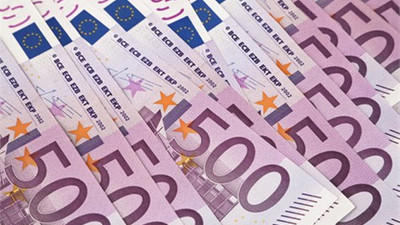 Binlerce Fransız yüzde 100 vergi ödedi