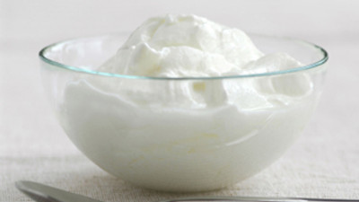 Yoğurt alırken kabın altına bakın!