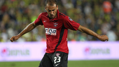 Varsa yoksa Cenk Tosun!