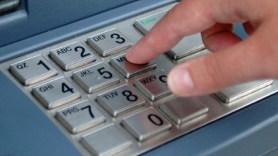 Emeklilerin bankamatik kartlarını kopyalayan çete yakalandı