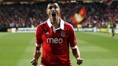 Cardozo adım adım Fenerbahçe'ye