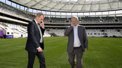 Vodafone Arena'da sürpriz konuk! Aziz Yıldırım...