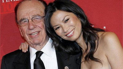 Murdoch şirketini böldü eşini boşadı