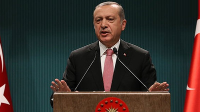 Cumhurbaşkanı Recep Tayyip Erdoğan: 3 ay süreyle OHAL ilan edilmesi kararlaştırıldı