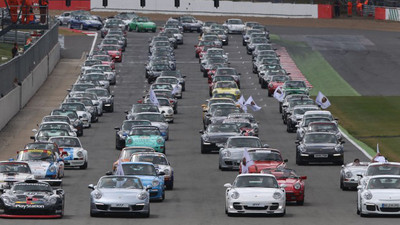 1200 Porsche bir piste nasıl sığar?