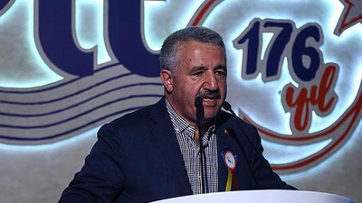 Ulaştırma, Denizcilik ve Haberleşme Bakanı Arslan: PTT her geçen gün yenileniyor