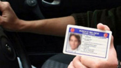 Ehliyetler değişiyor!