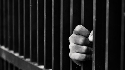 3 yıl hapis istendi!