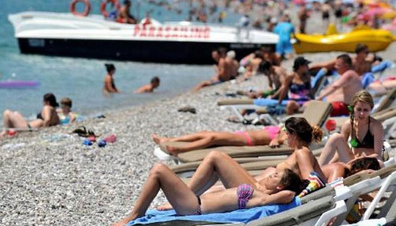 ''Rezervasyon yaptırmayan sokakta kalabilir''