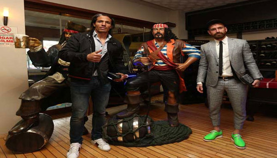 Fıstık yeşili ayakkabılar, sosyal medyada gündem oldu