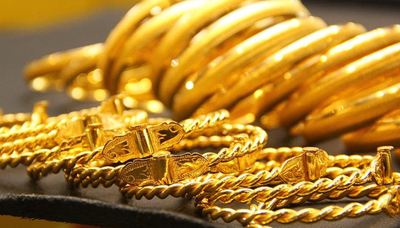 Yastık altından 4,4 ton altın çıktı