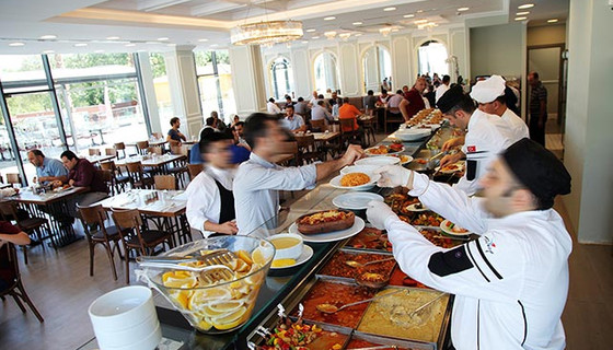 Üç bin restoranttan indirim kararı!