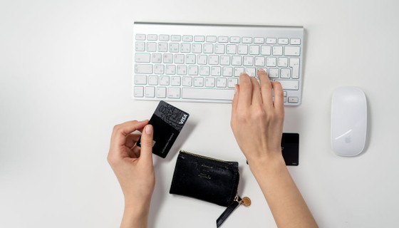 Uzmanlar uyardı: Süper indirim peşinde dolandırılmayın