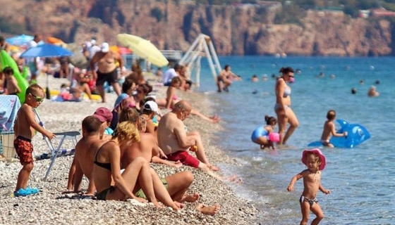 Rusya'nın uçuşları yeniden başlatma kararı turizm sektörünü sevindirdi