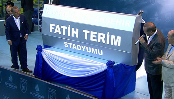 Terim'e büyük sürpriz!