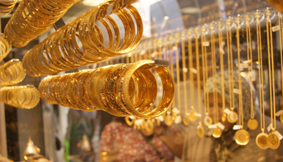 Altın 3 haftanın zirvesinde