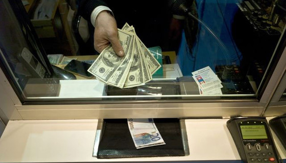 İki ülke dolardan vazgeçti!