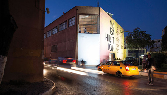 İstanbul'da o bina satılıyor!