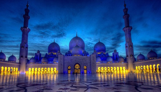 Dünyanın en büyük ve görkemli camileri