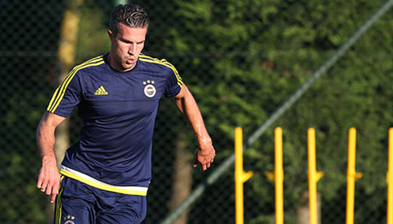 Van Persie sınır tanımıyor! Tam 2.5 saat