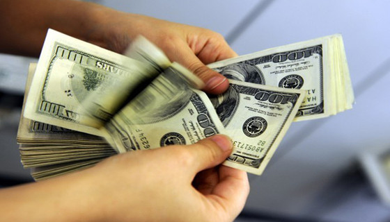 Dolar tarihi rekora yaklaştı