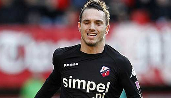 Sneijder, Suriye'ye yakın diye reddetti
