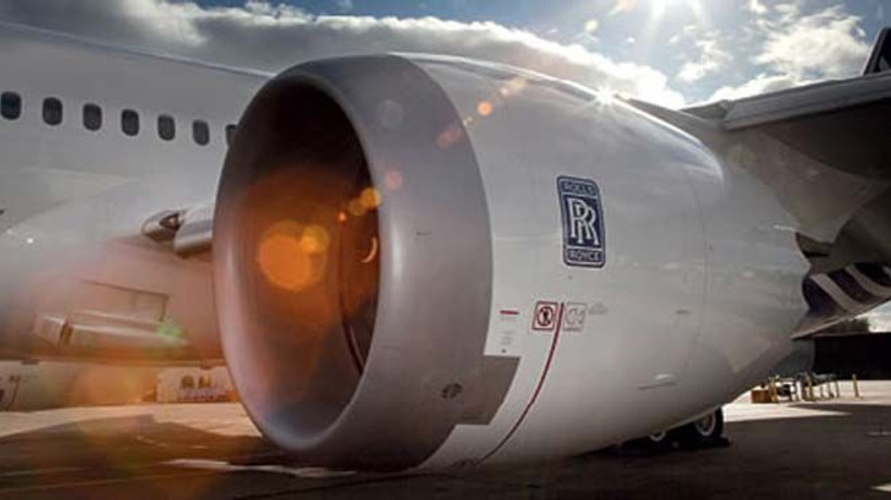 Rolls-Royce, 8 bin yöneticinin maaşlarını donduracak