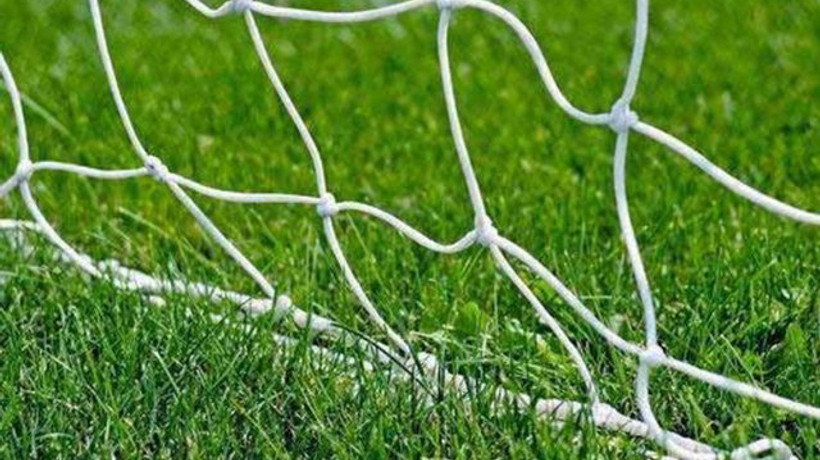 1 maçta kendi kalesine 5 gol attı!