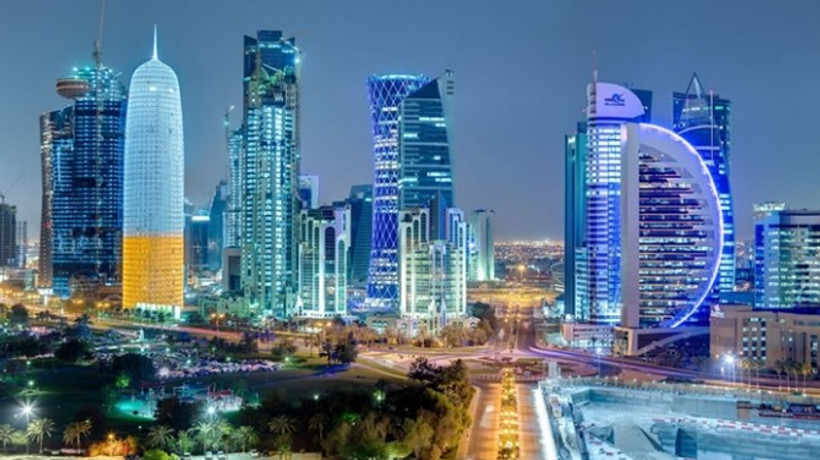 S&P, Katar'ın kredi notunu düşürdü