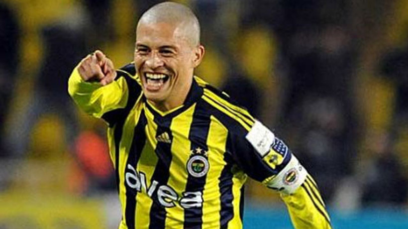 Alex Fener'e geri dönecek!