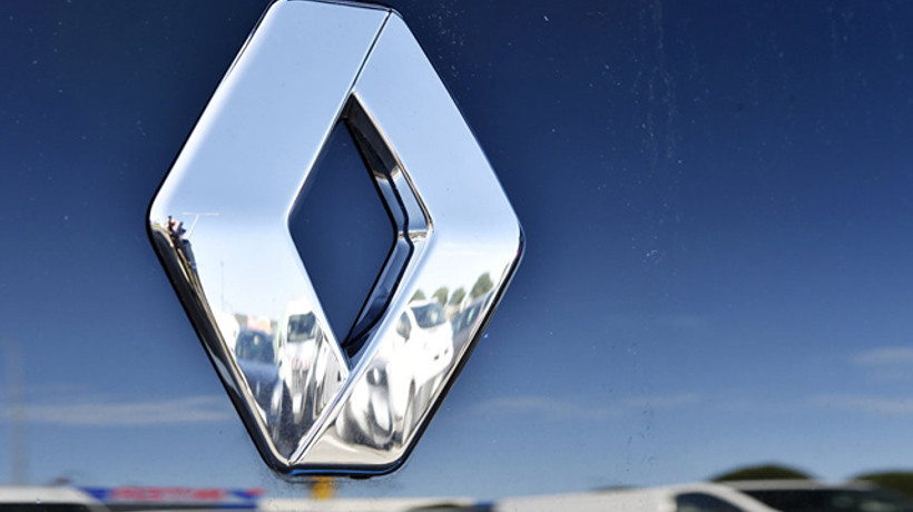 İran, tarihinin en büyük otomobil anlaşmasını imzaladı