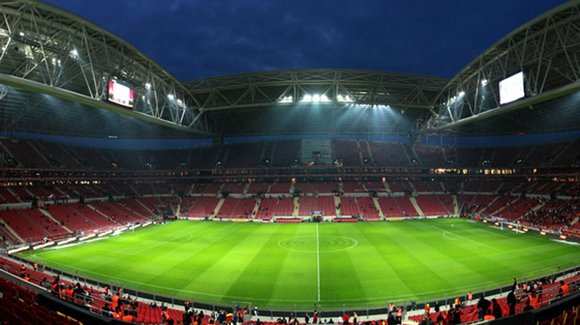 UEFA'dan Cimbom'a tehdit!
