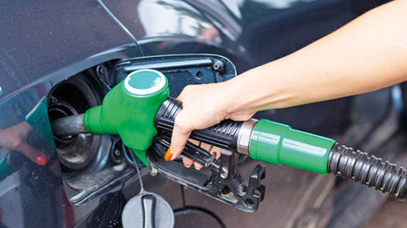 Benzine 13 kuruş zam geliyor, motorine de yolda