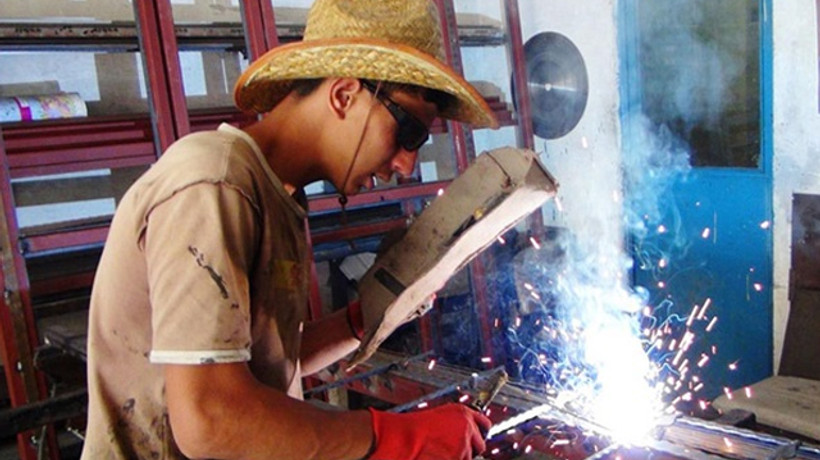 Sanayi üretimi beklentileri aştı