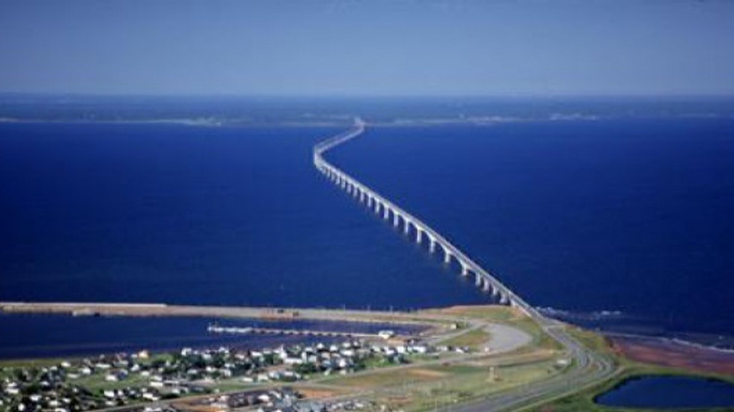 Körfez Köprüsü'nden geçiş 35 dolar