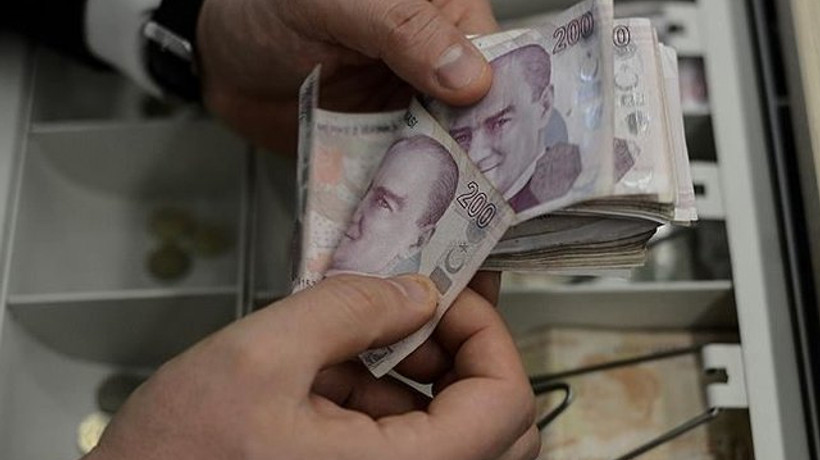 Emekliye en az 1.570 TL