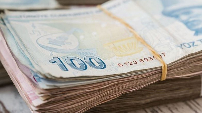 İşsiz kalana en az 806 TL