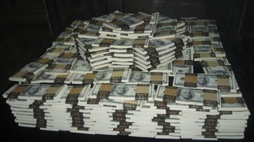 Büyük ikramiye çıktı, tamamını bağışladı