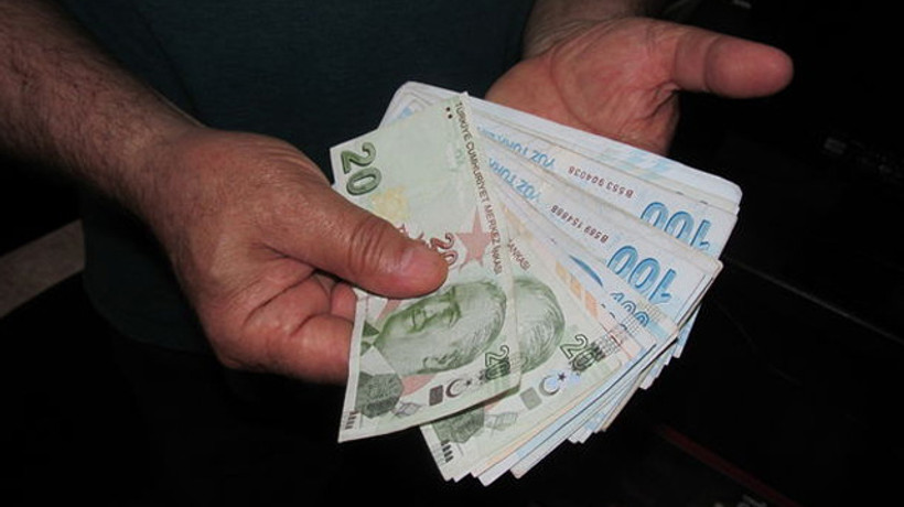 Emekliye yılda 2 ikramiye, borca ödeme kolaylığı