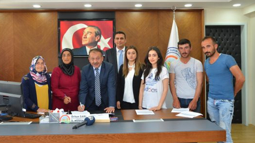 Genç çiftçiler destekle hayallerine kavuşuyor