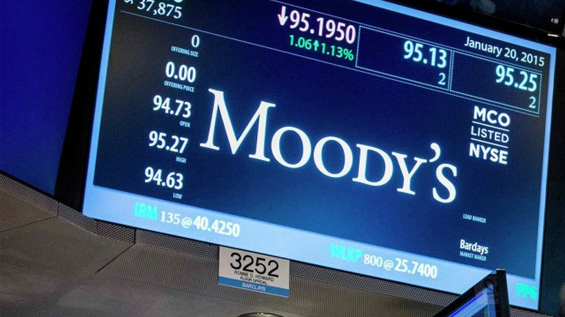 Moody’s ‘döviz mevduat’ notunu düşürdü