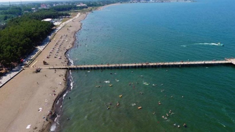 'Miliç Plajı' binlerce turist çekti