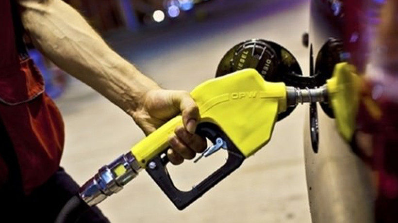 Benzin ve motorine yeni zam!