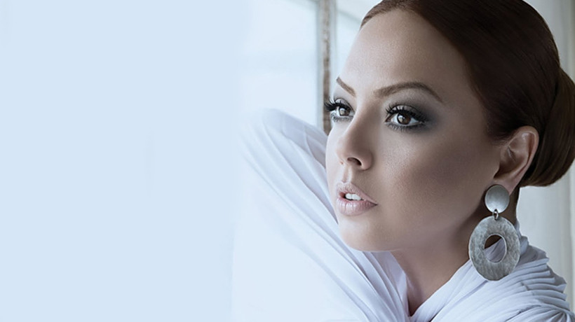 Ebru Gündeş'e büyük şok!