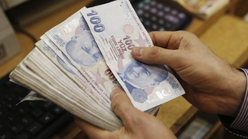 Ev kadınlarına 10 bin TL'lik destek