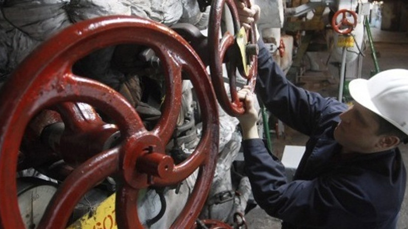 Azerbaycan doğalgaz akışını kesti